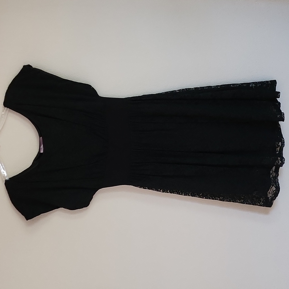 Romeo and Juliet Couture floral lace black dress